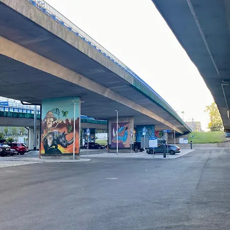 Srodowa 6 By Prestige